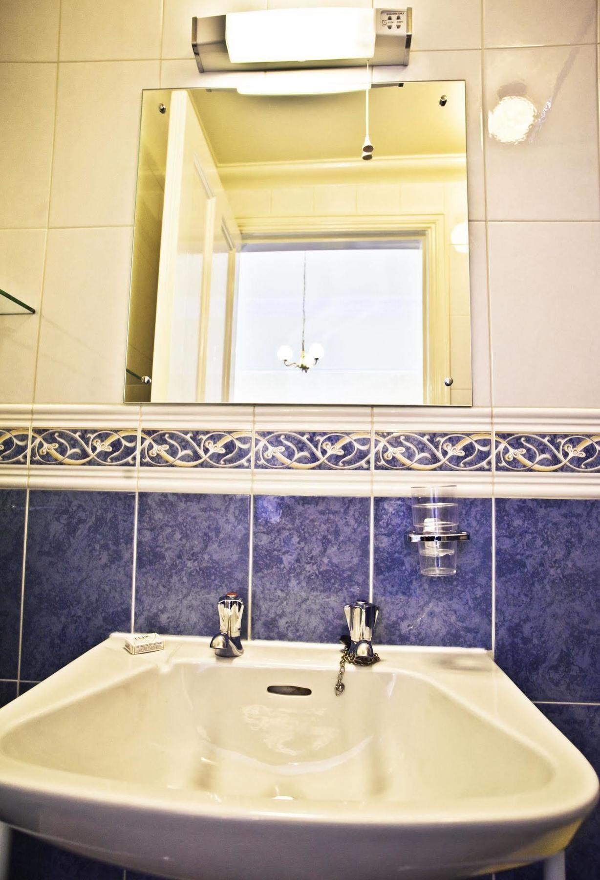 Adria House Hotel Edinburgh Buitenkant foto